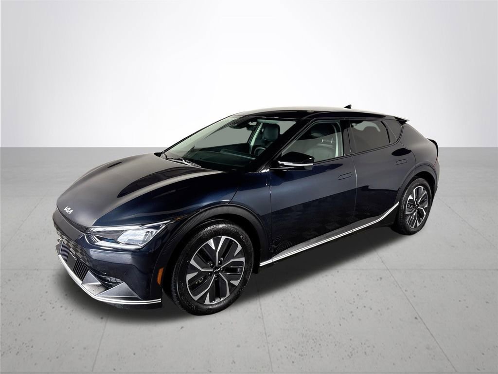 Certified 2024 Kia EV6 Light image 2