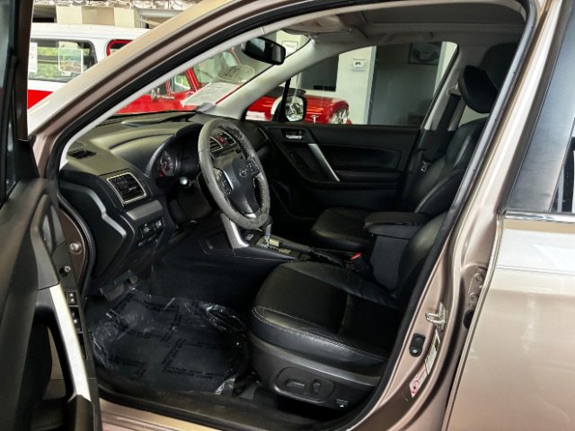Used 2016 Subaru Forester 2.5i Limited w/ Popular Package #2 AWD/4WD image 17