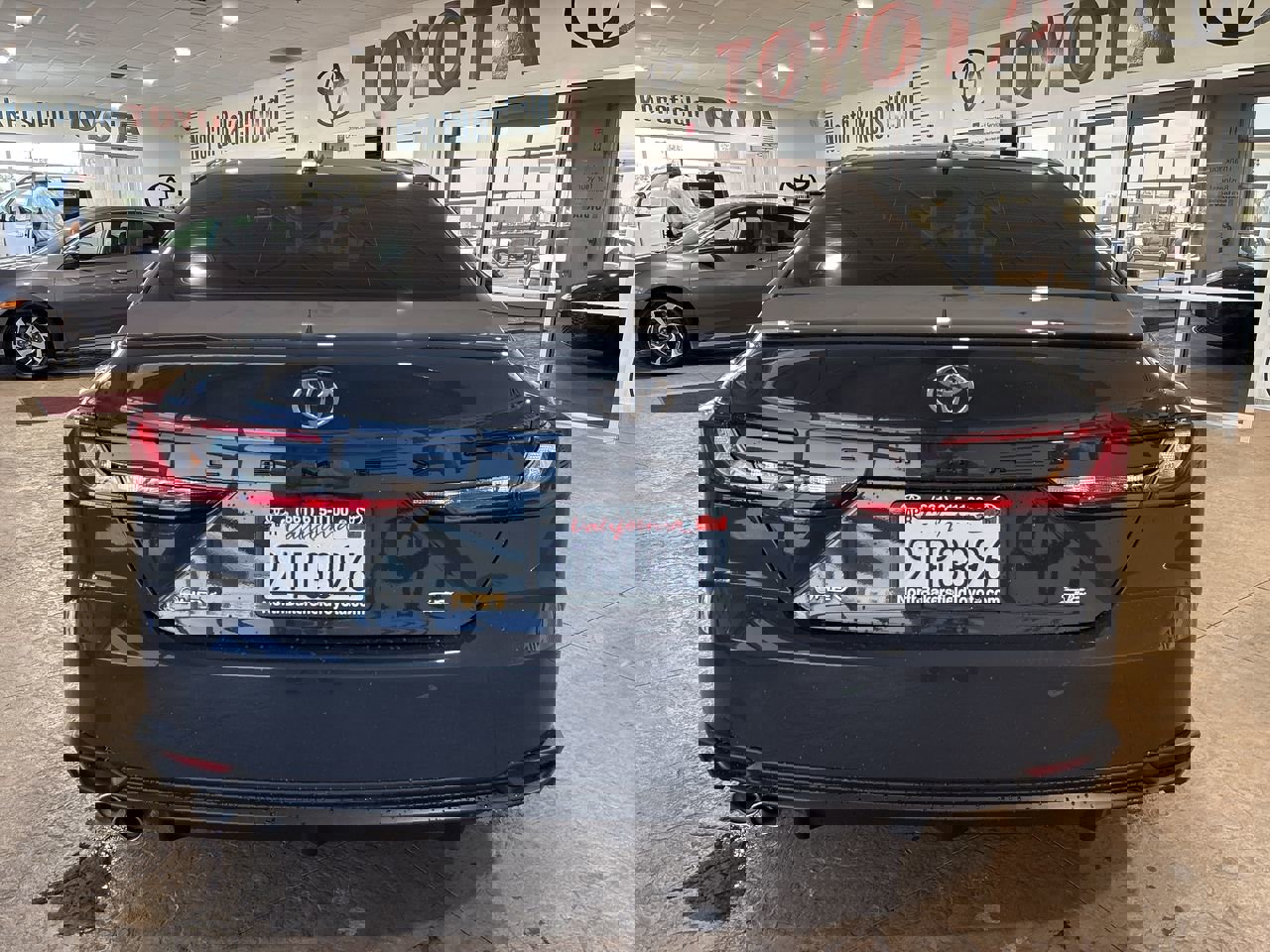 Certified 2025 Toyota Camry SE image 9