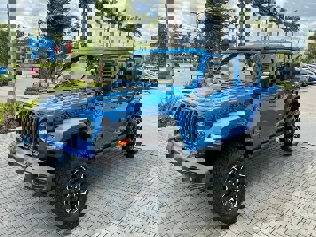 Used 2022 Jeep Wrangler Unlimited Rubicon 4xe w/ Cold Weather Group image 3