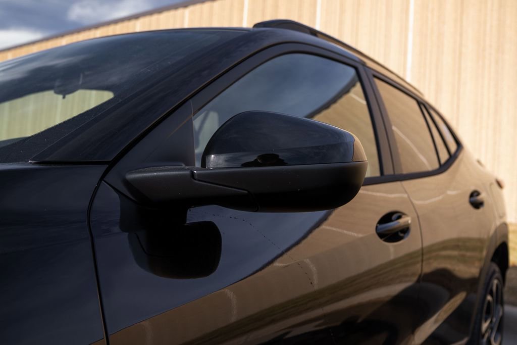 New 2026 Chevrolet Trax RS image 9