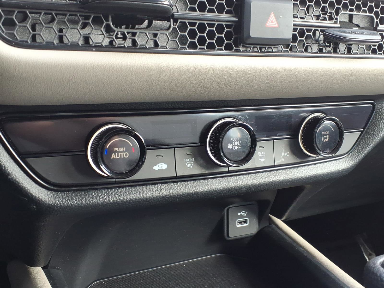 Used 2023 Honda HR-V LX image 19