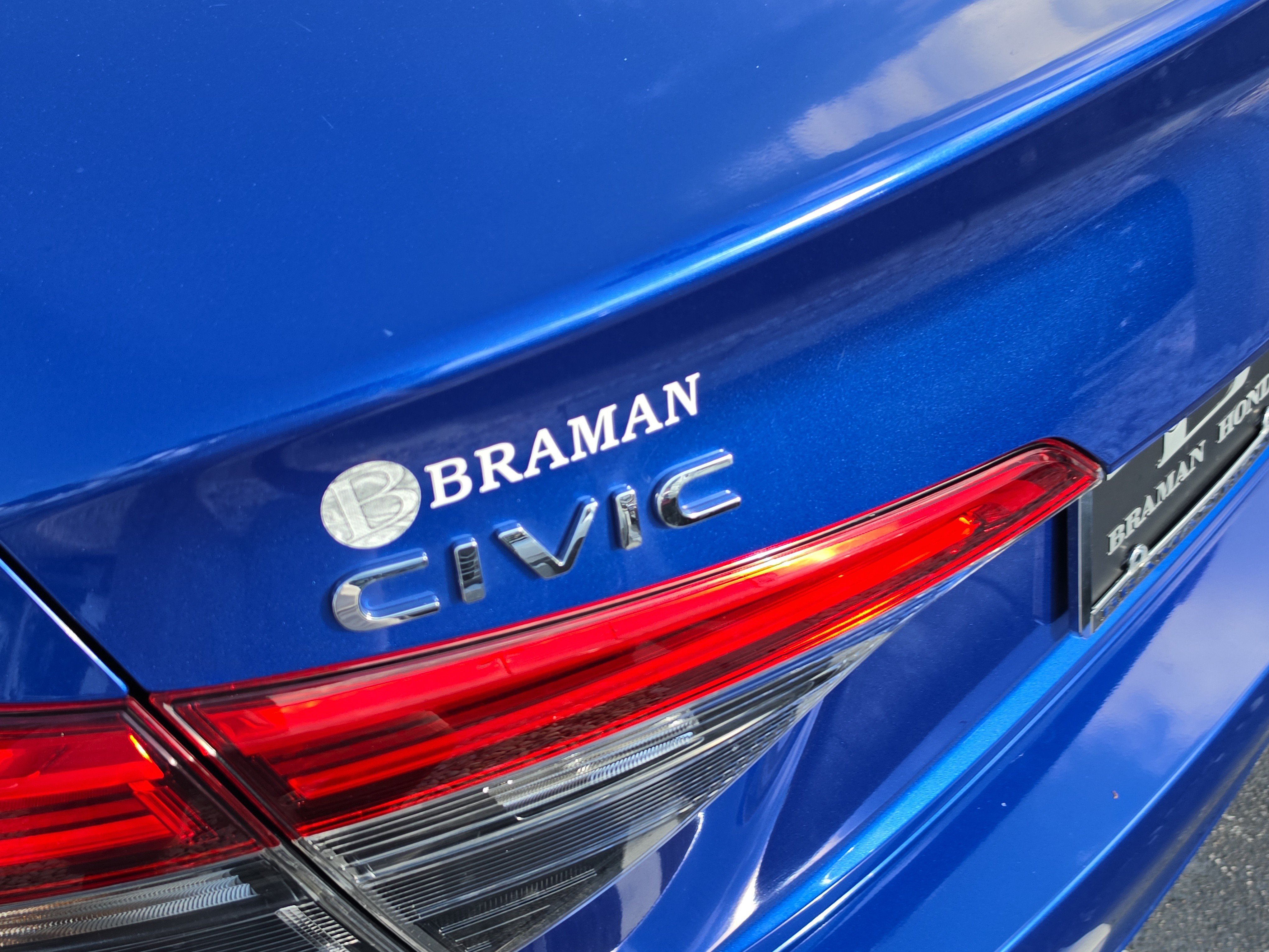Certified 2024 Honda Civic Sport image 5