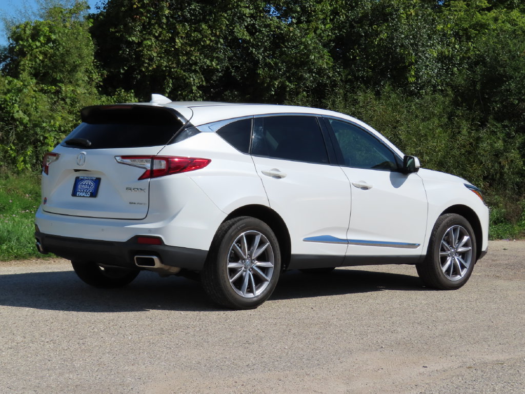 Used 2023 Acura RDX w/ Technology Package AWD/4WD image 3