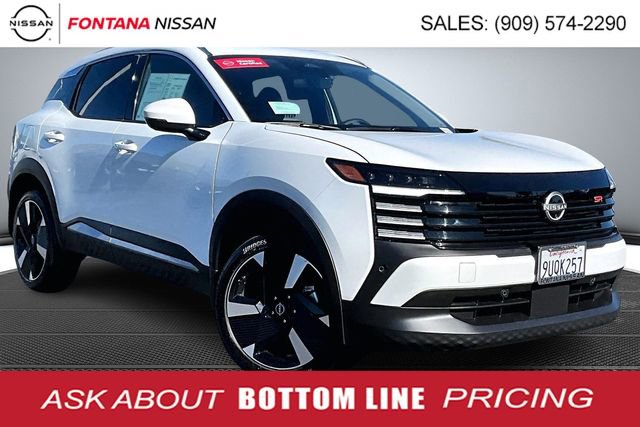 Certified 2025 Nissan Kicks SR image 1