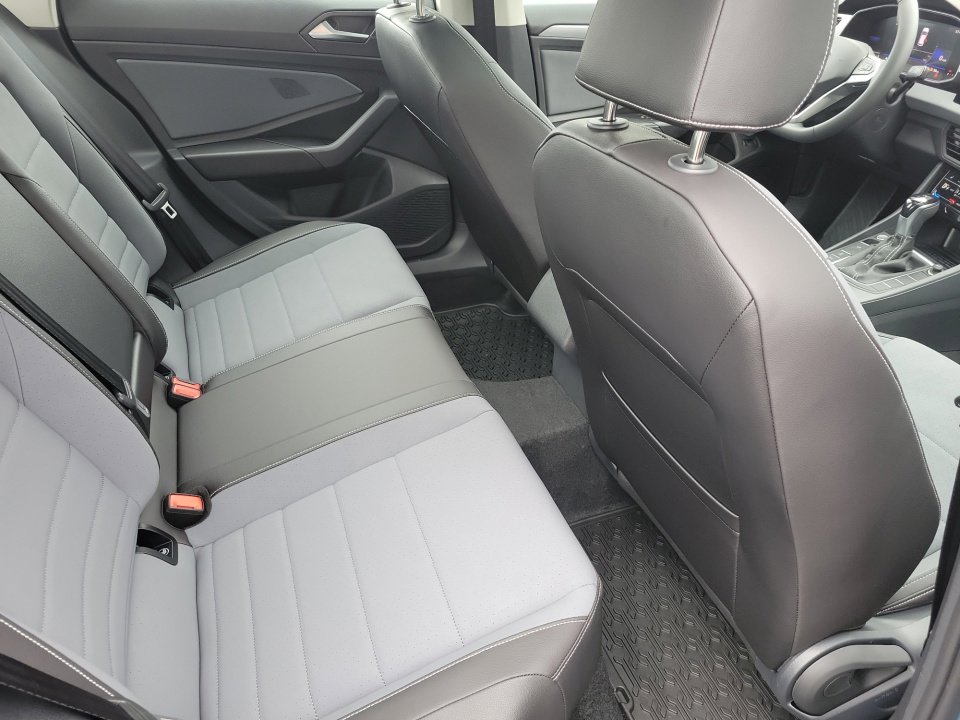 New 2026 Volkswagen Jetta SE image 29