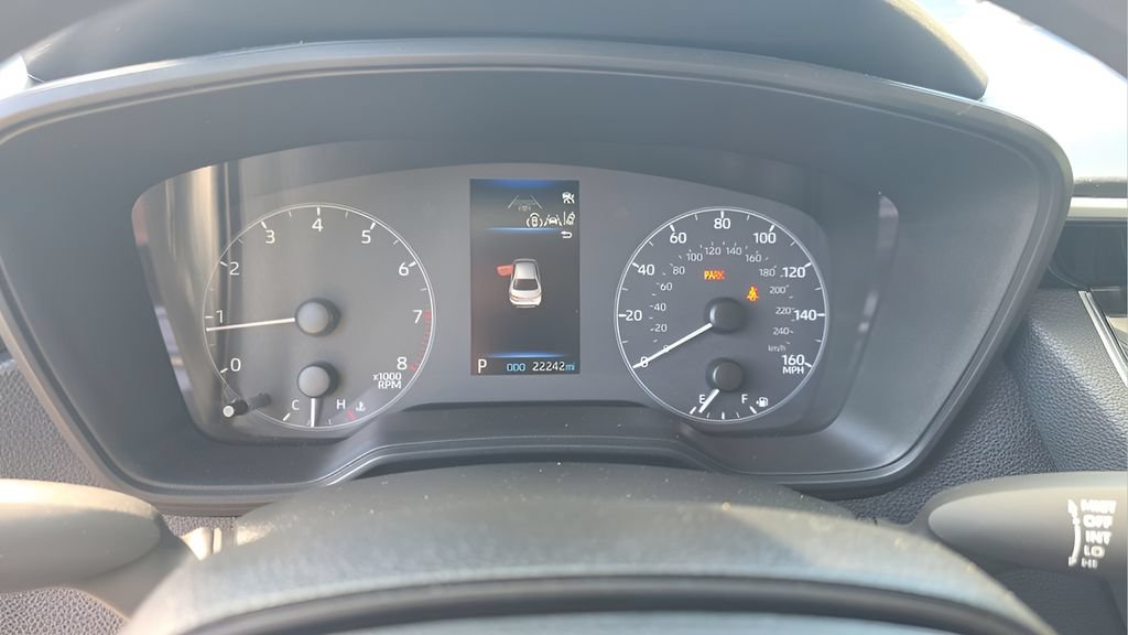 Used 2024 Toyota Corolla LE FWD image 23