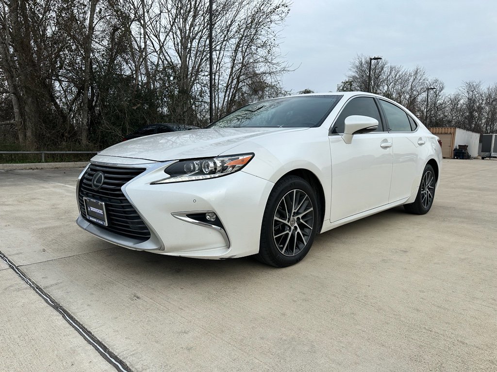 Used 2018 Lexus ES 350 w/ Luxury Package w/Wood Trim image 1