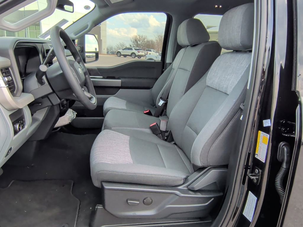 New 2026 Ford F250 XLT w/ XLT Premium Package image 11
