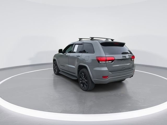 Used 2021 Jeep Grand Cherokee Laredo X RWD image 9