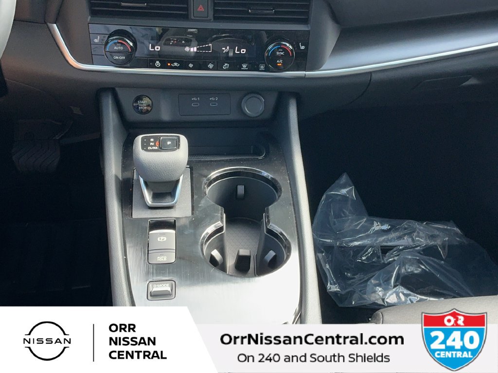 New 2027 Nissan Rogue Dark Armor FWD image 25