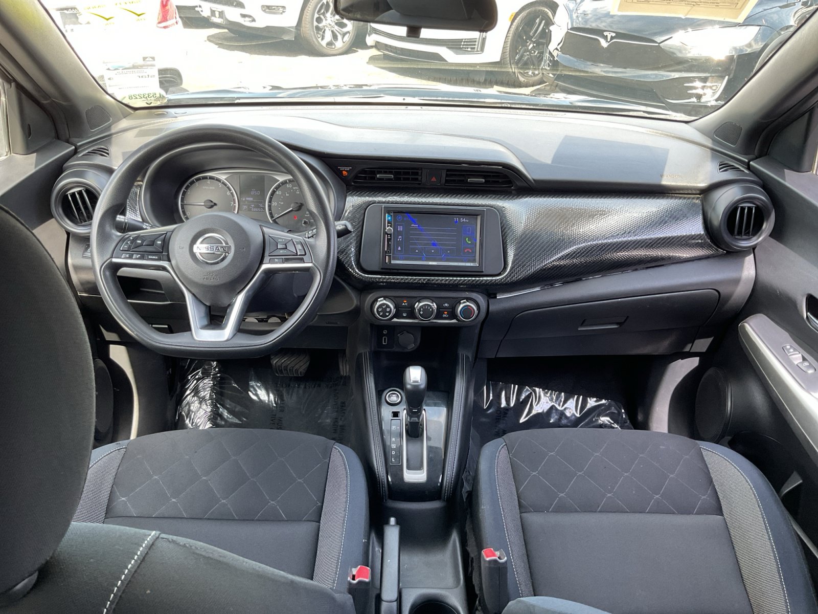 Used 2018 Nissan Kicks S FWD image 17
