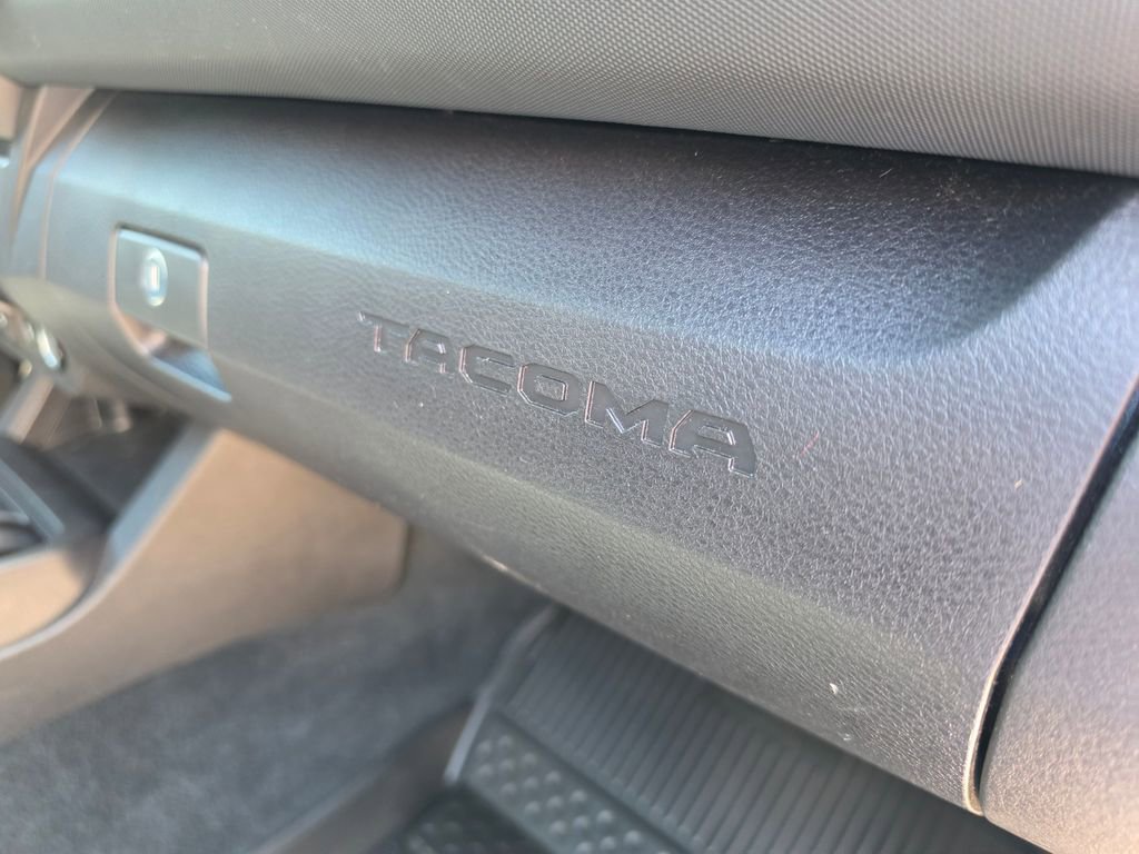 Used 2023 Toyota Tacoma TRD Off-Road w/ TRD Premium Off Road Package AWD/4WD image 47