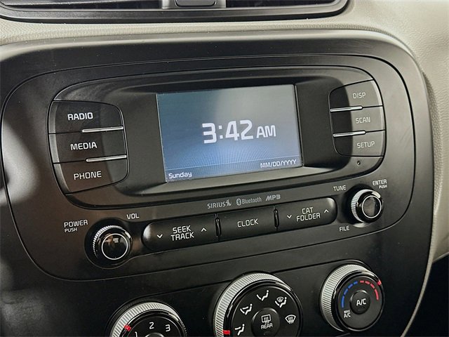 Used 2016 Kia Soul + image 22