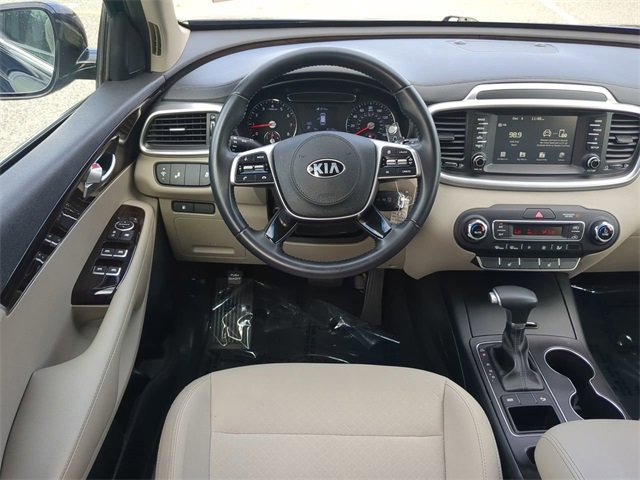 Used 2020 Kia Sorento LX w/ LX I4 Convenience Package image 16