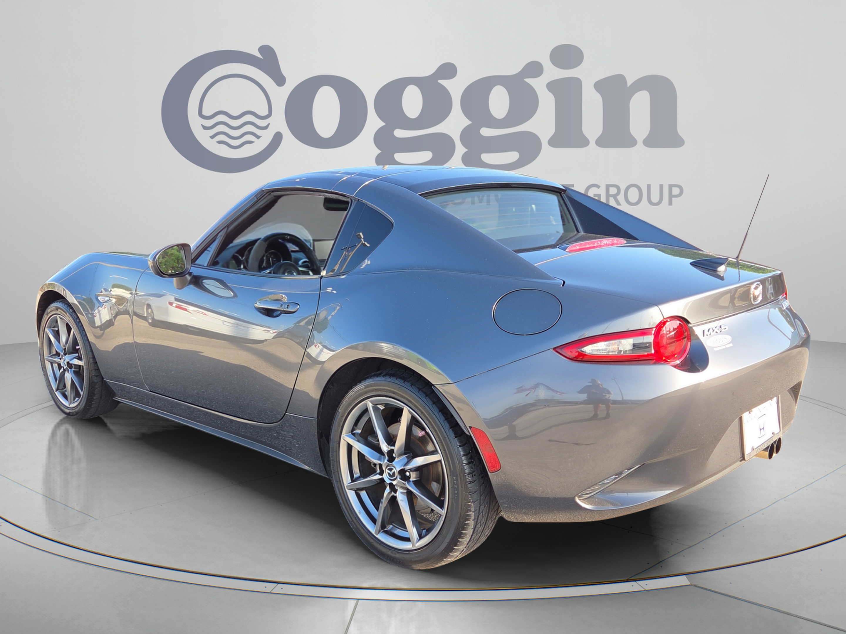 Used 2017 MAZDA MX-5 Miata RF Grand Touring RWD image 3