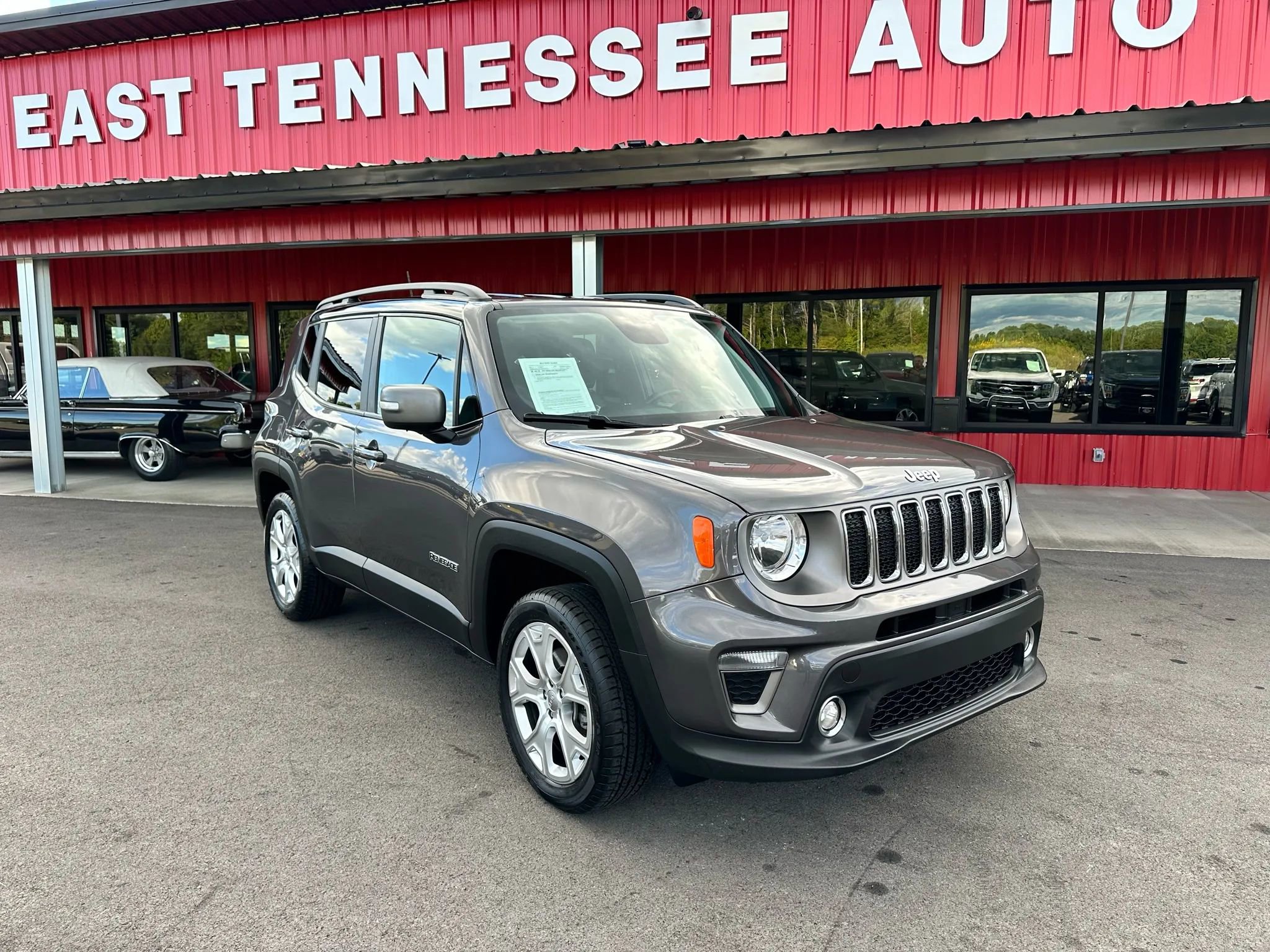 Used 2020 Jeep Renegade Limited image 1