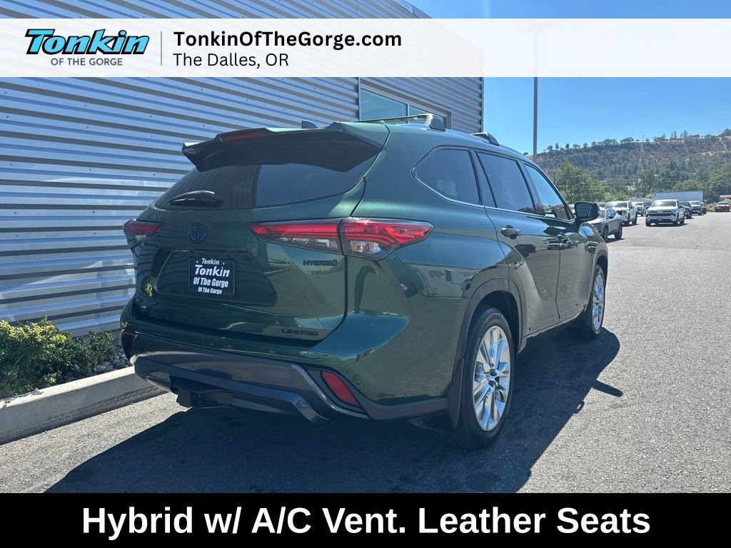 Used 2023 Toyota Highlander Limited AWD/4WD image 3