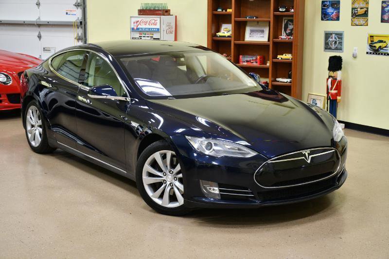 Used 2014 Tesla Model S P85D image 2