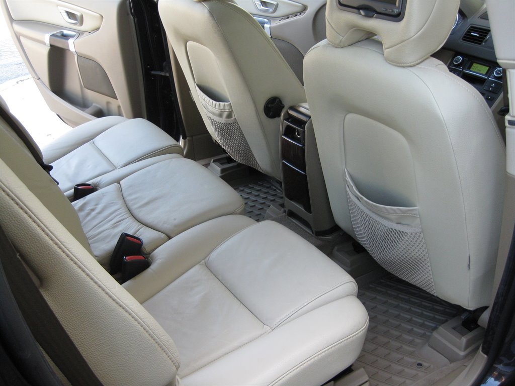 Used 2012 Volvo XC90 3.2 AWD/4WD image 32