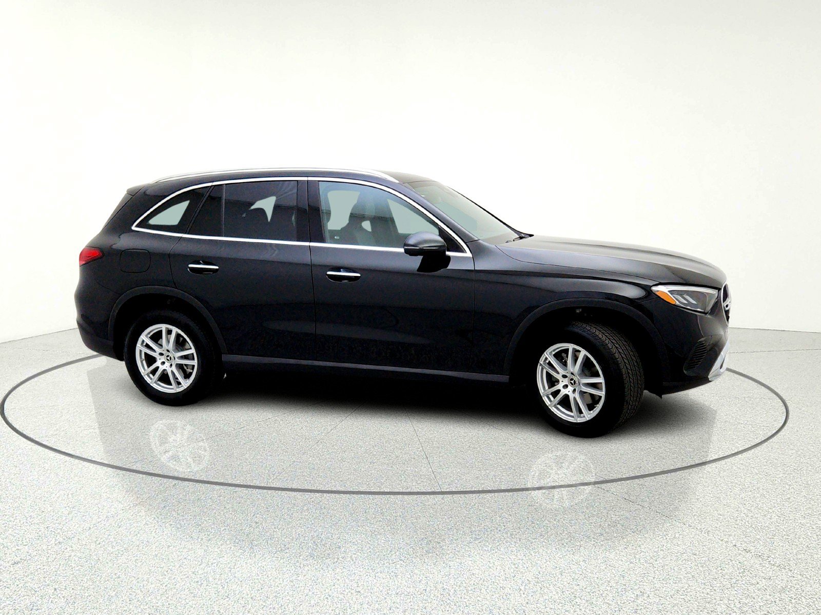 Certified 2026 Mercedes-Benz GLC 300 image 7