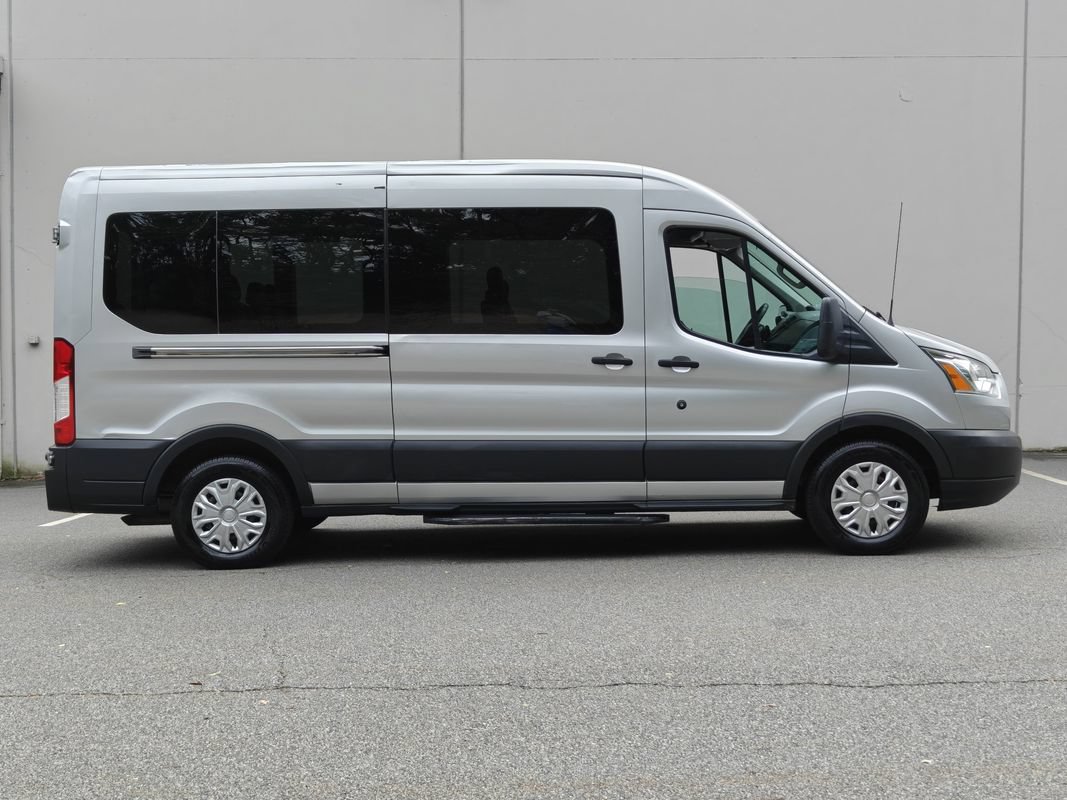 Used 2016 Ford Transit 350 XLT RWD image 2