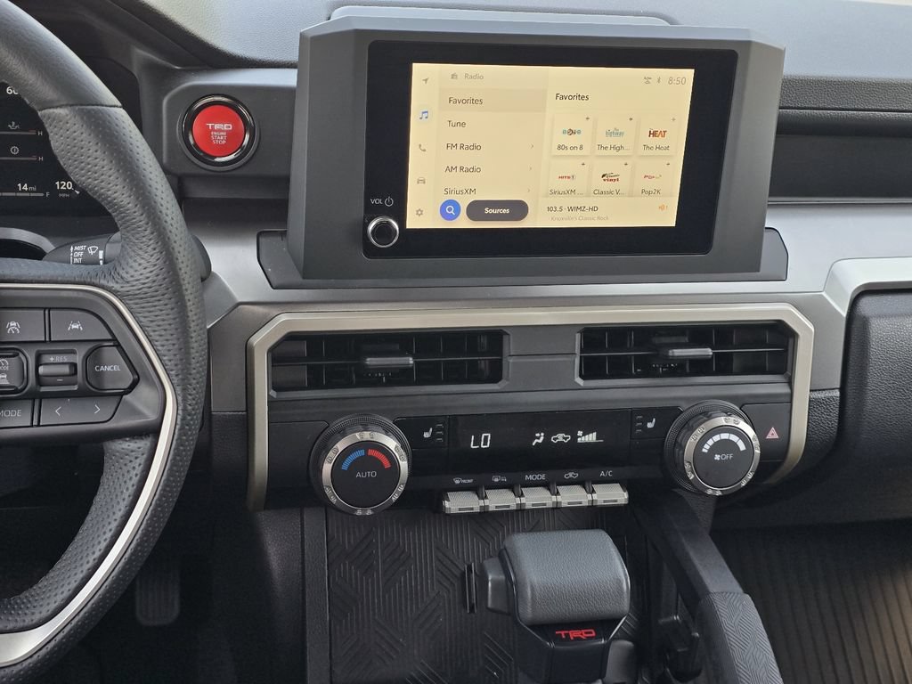 Used 2025 Toyota Tacoma TRD Off-Road AWD/4WD image 17
