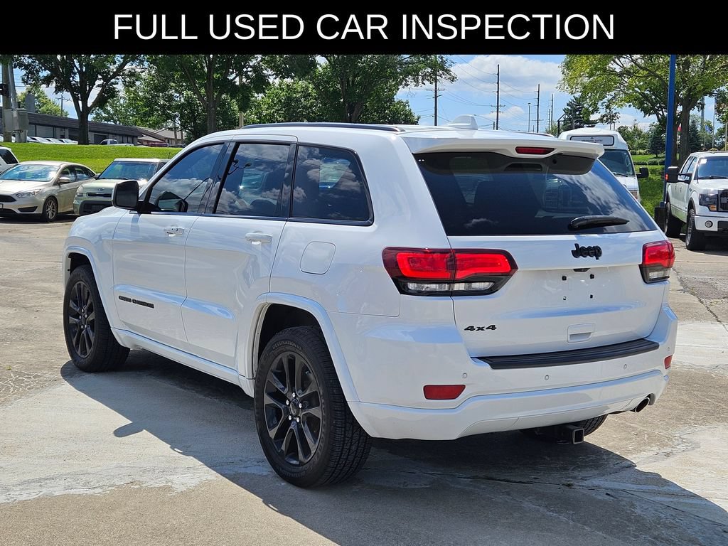 Used 2020 Jeep Grand Cherokee Altitude AWD/4WD image 3