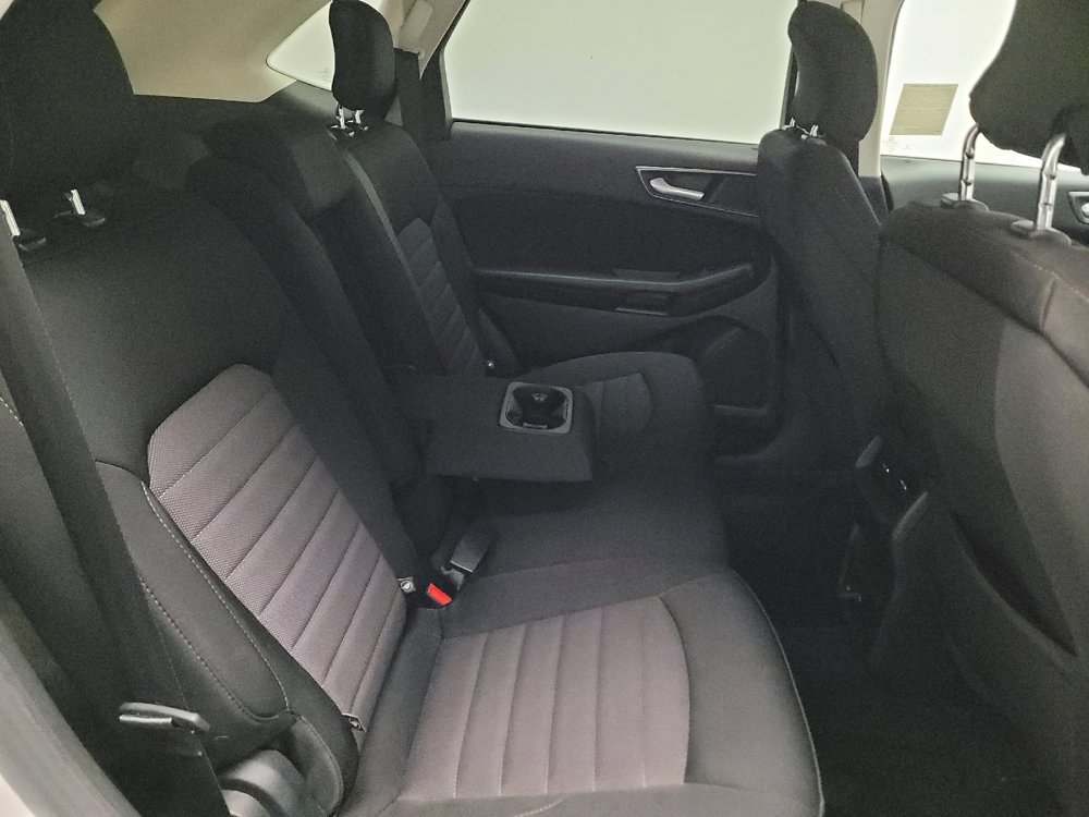 Used 2016 Ford Edge SE AWD/4WD image 19