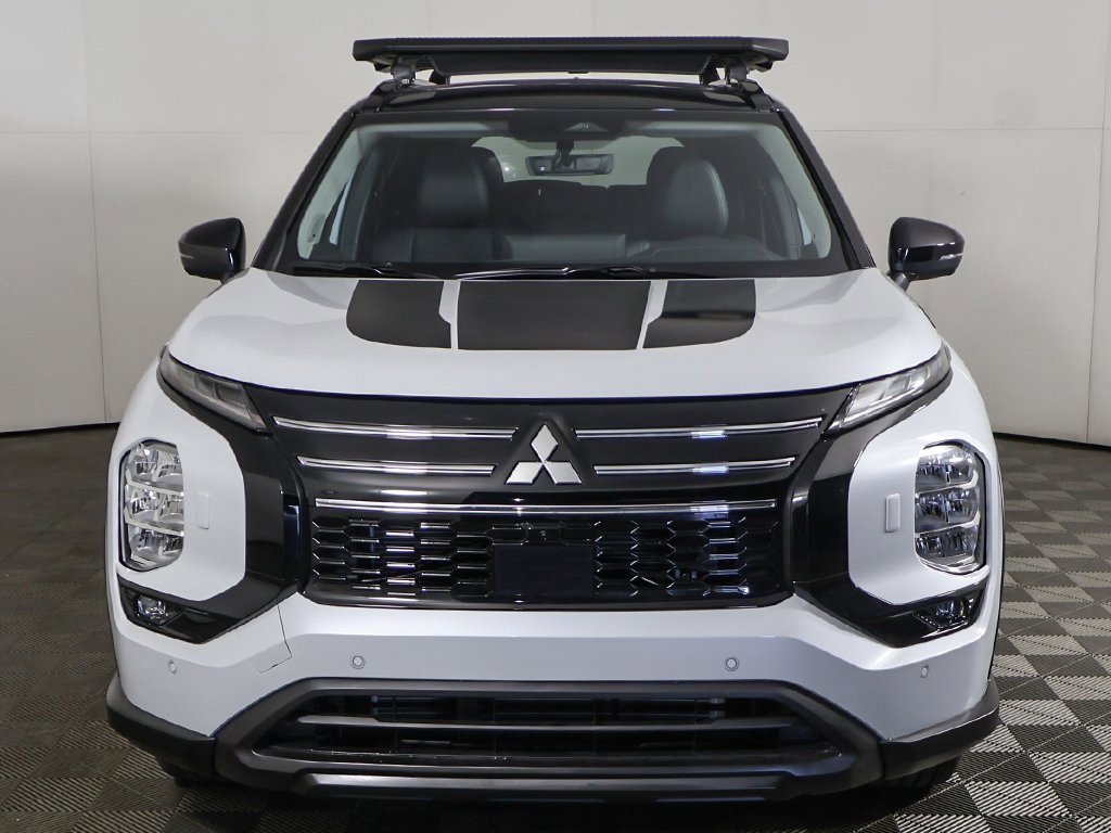New 2025 Mitsubishi Outlander Trail Edition image 14