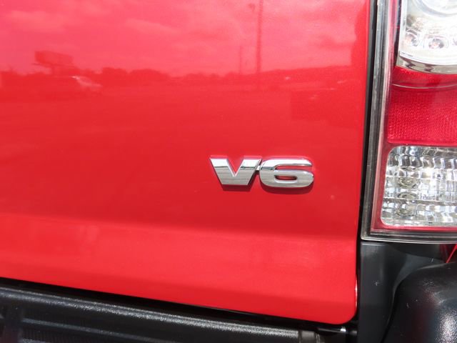 Used 2014 Toyota Tacoma 4x4 Double Cab w/ TRD Sport Package image 14