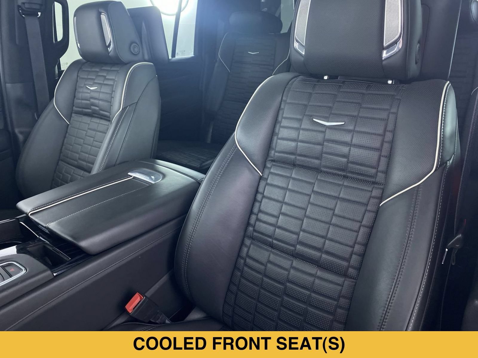 Certified 2023 Cadillac Escalade ESV V AWD/4WD image 12