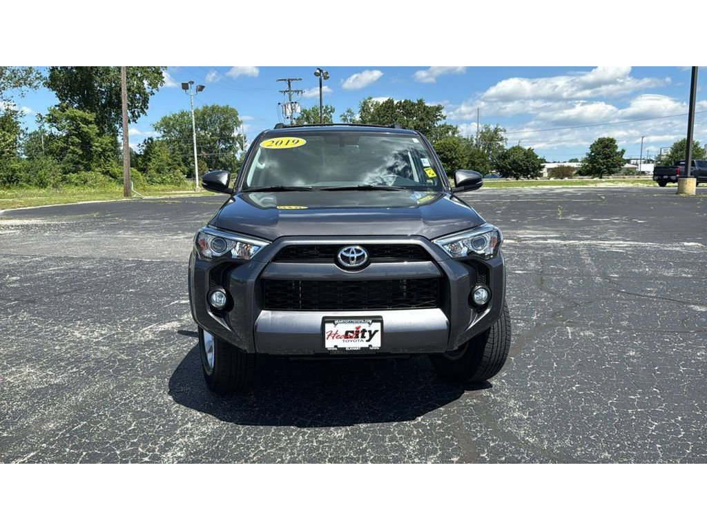 Certified 2019 Toyota 4Runner SR5 Premium AWD/4WD image 2
