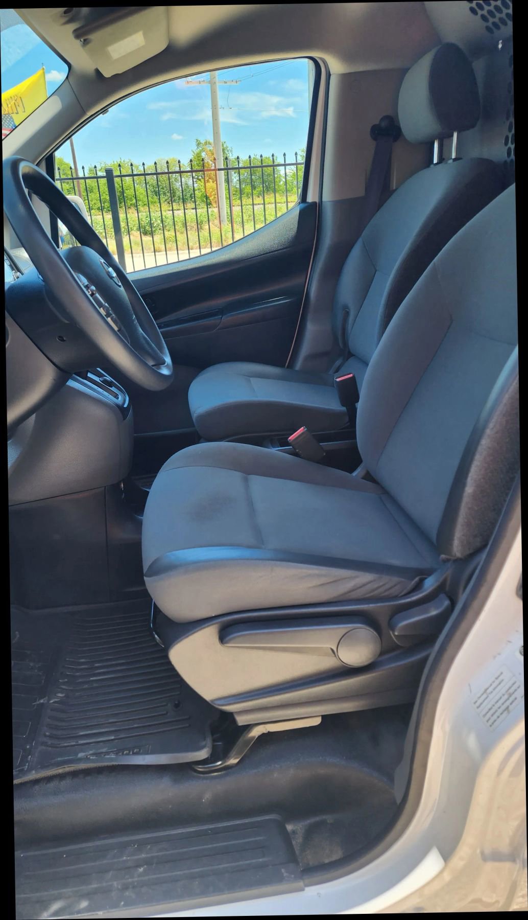 Used 2019 Nissan NV200 SV image 18