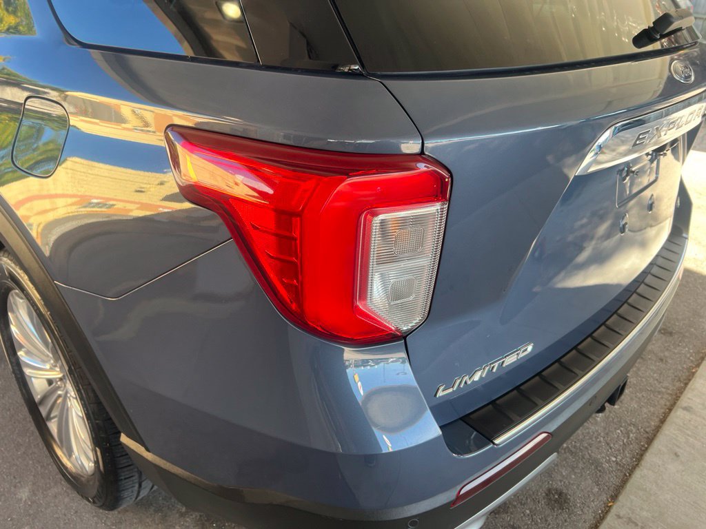 Used 2021 Ford Explorer Limited w/ Hybrid Equipment Group 310A AWD/4WD image 37