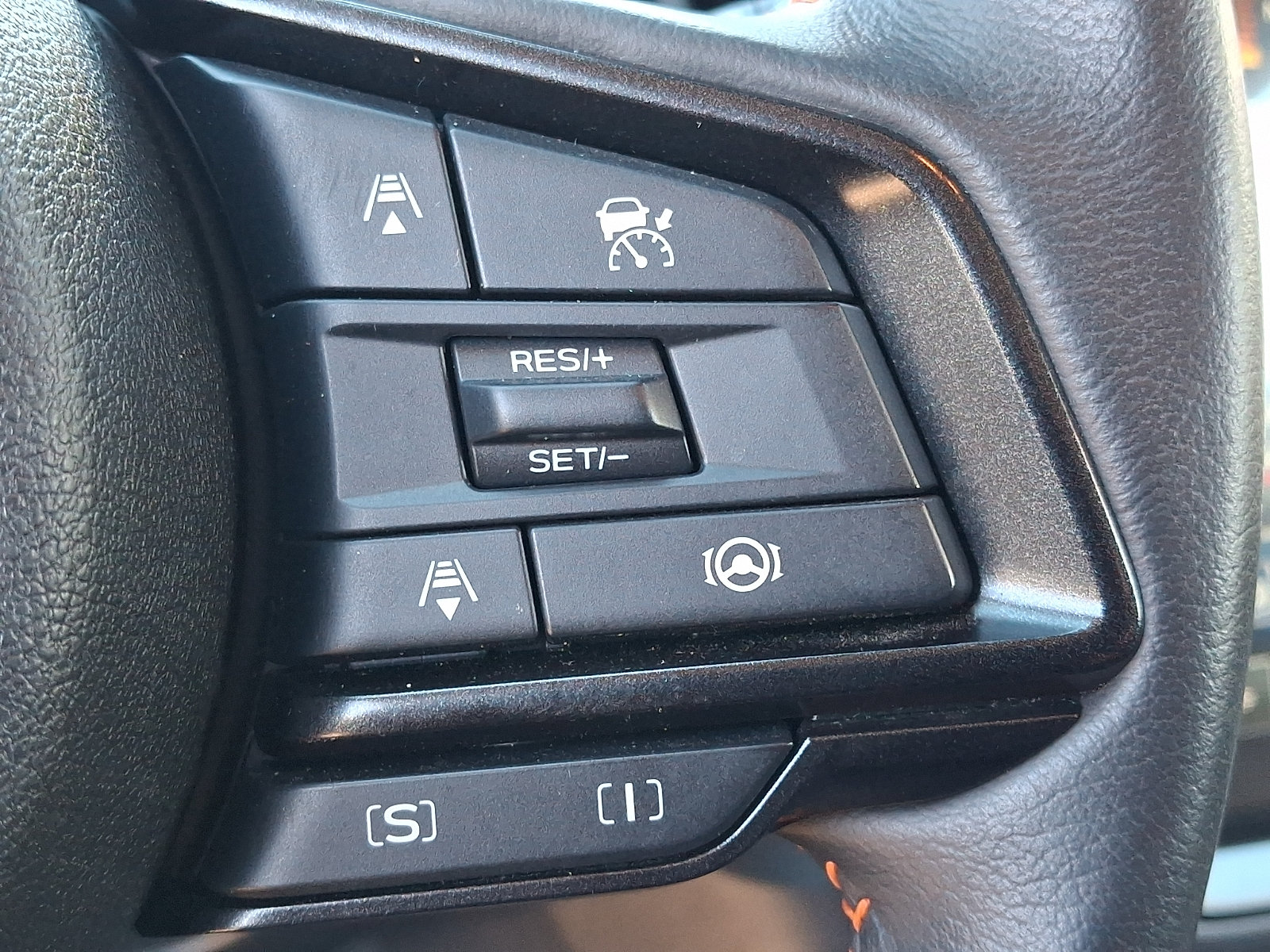 Used 2024 Subaru Crosstrek 2.5i Limited AWD/4WD image 20