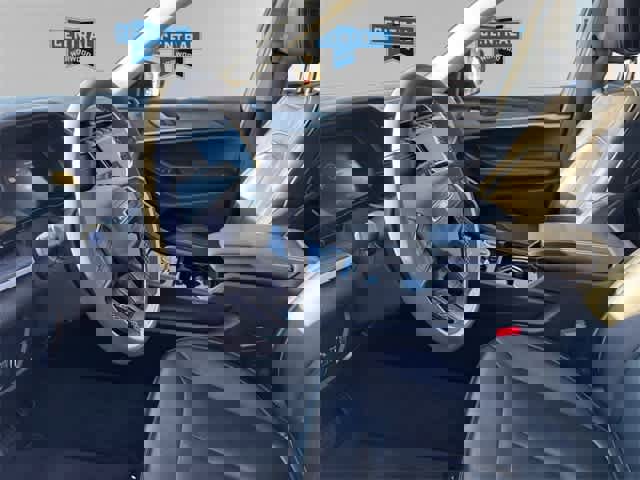 Certified 2023 Jeep Grand Cherokee L Limited w/ Black Appearance Package image 10