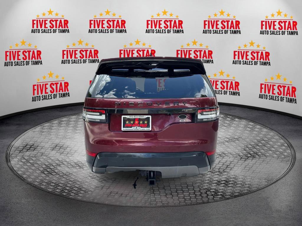 Used 2017 Land Rover Discovery SE image 6