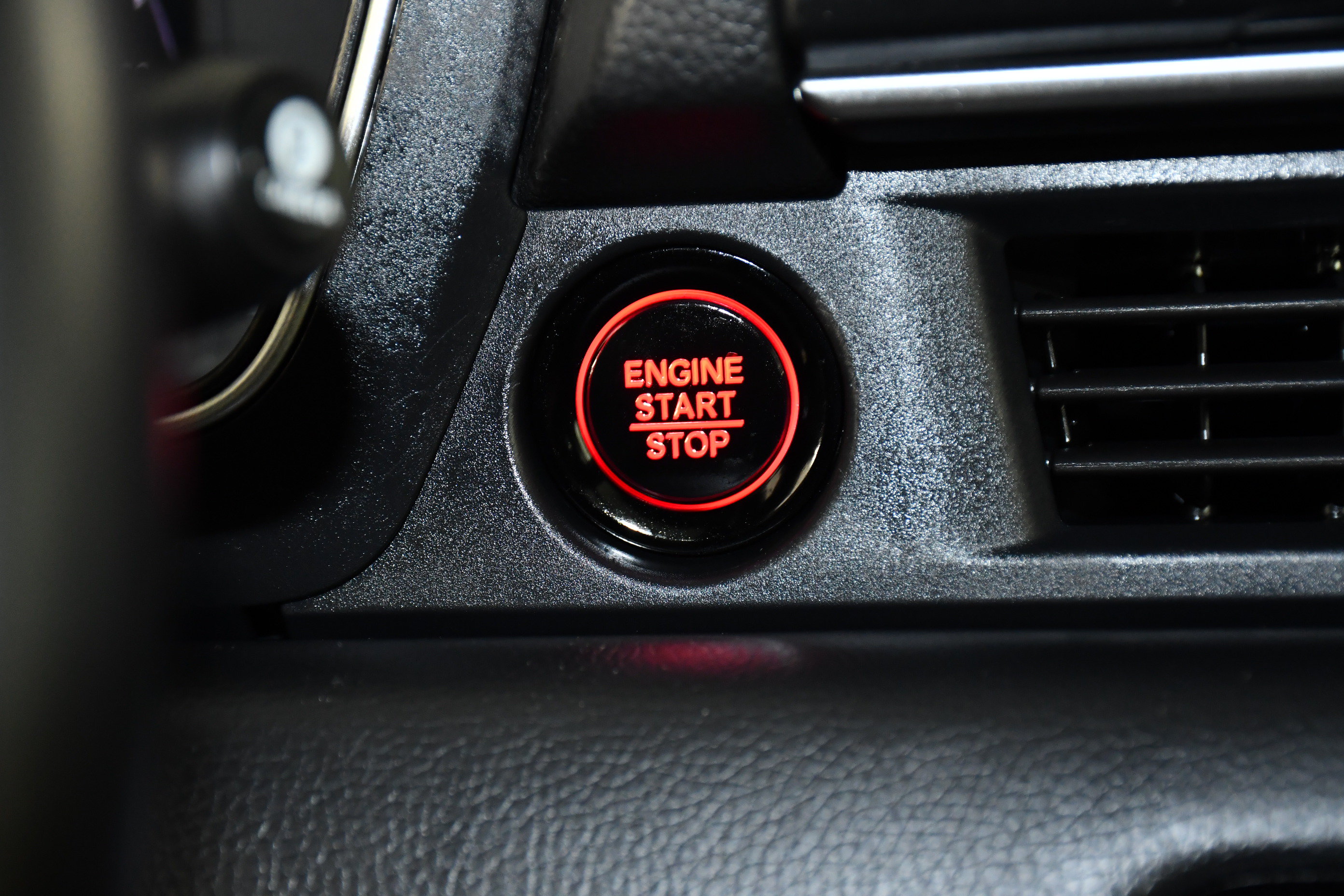Certified 2026 Honda Pilot Black Edition image 25