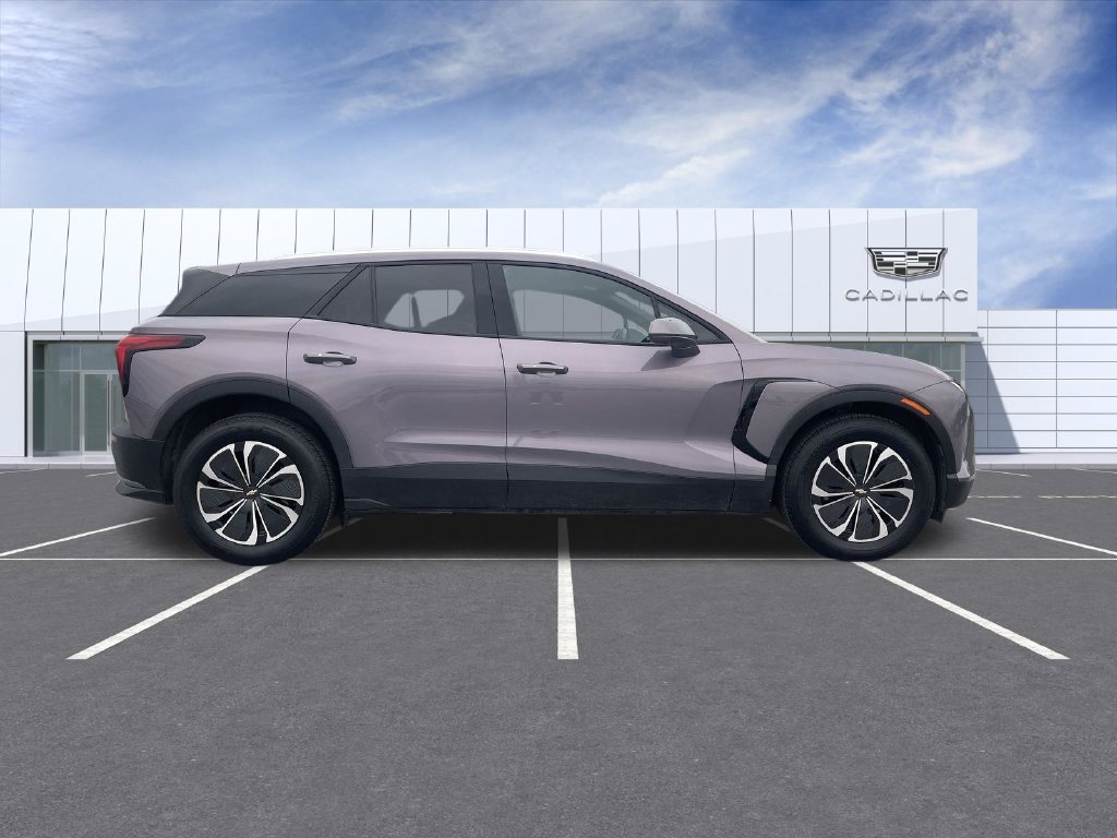 Used 2024 Chevrolet Blazer EV LT AWD/4WD image 9