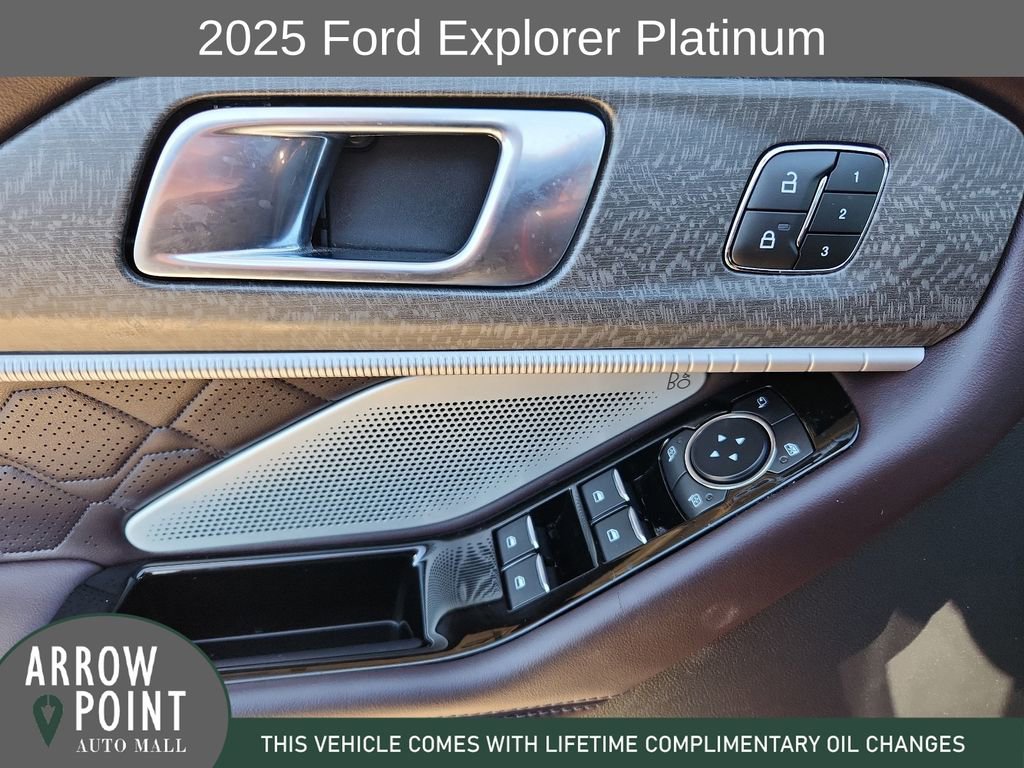 Used 2025 Ford Explorer Platinum w/ Ultimate Package image 21