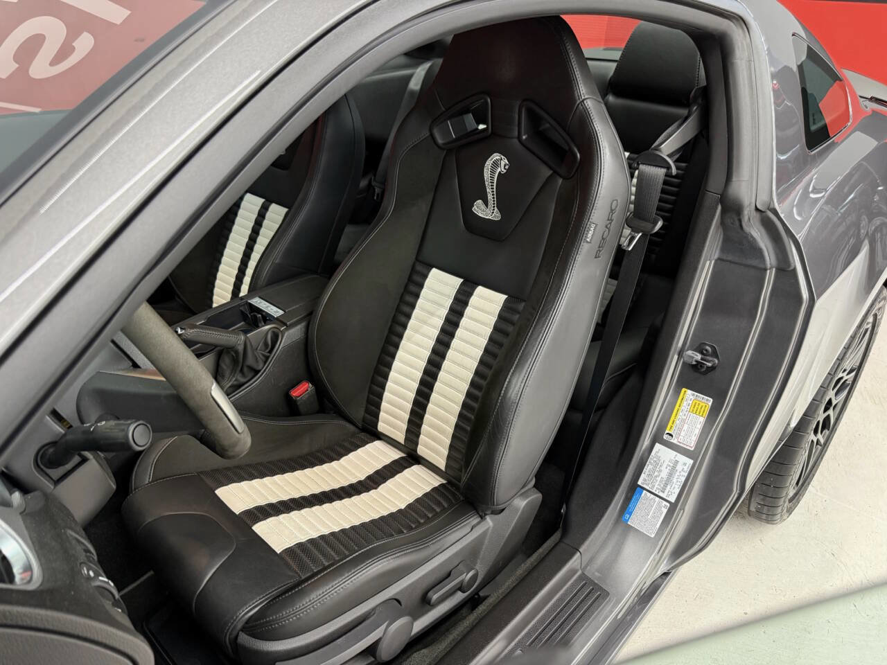 Used 2013 Ford Mustang Shelby GT500 RWD image 22