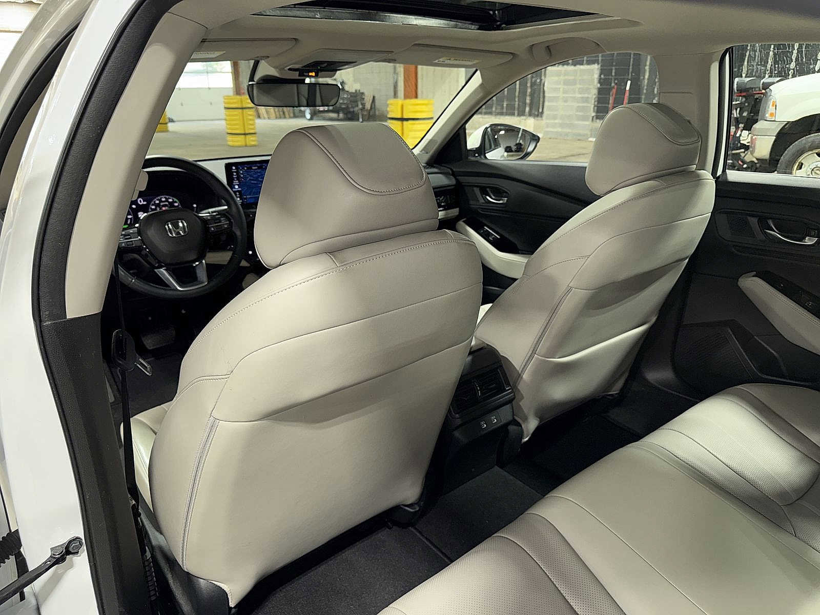 Used 2023 Honda Accord Touring image 28