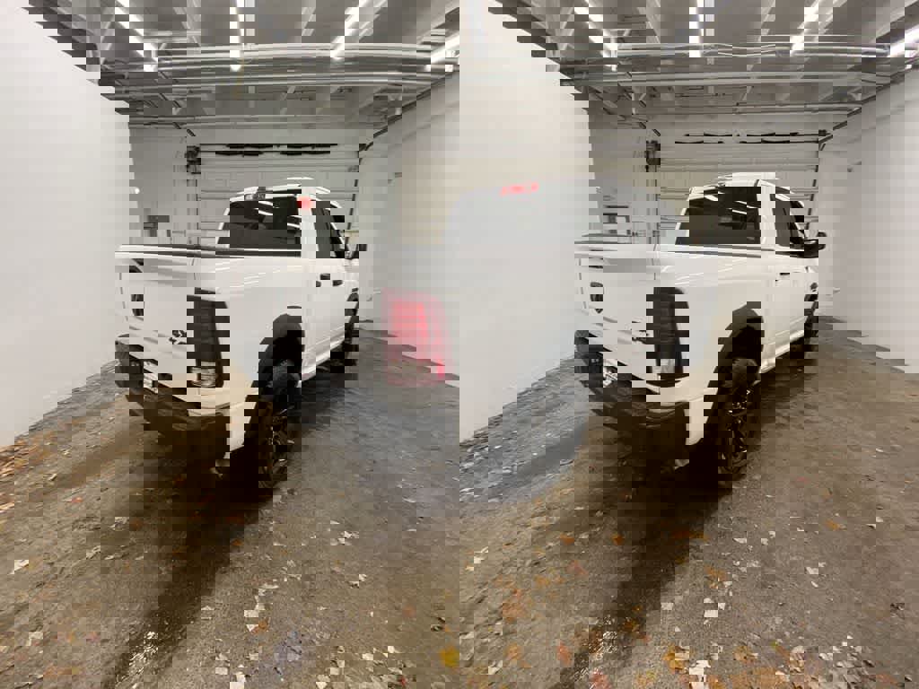 Used 2024 RAM 1500 Classic Warlock image 6