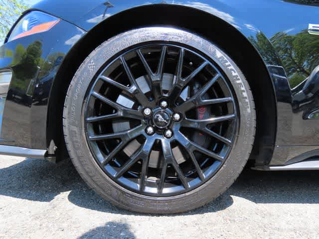 Used 2018 Ford Mustang GT Premium w/ GT Performance Package RWD image 9