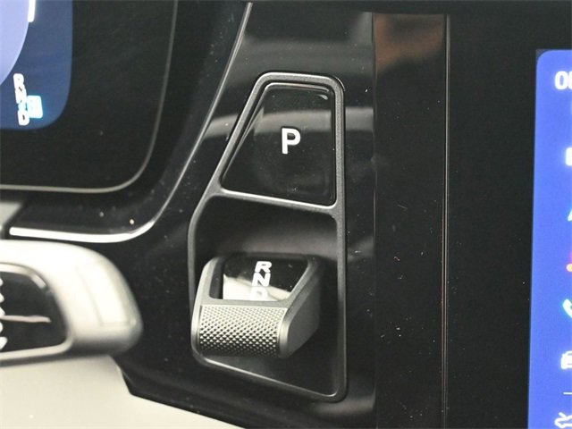 New 2025 Porsche Macan Turbo Electric image 17