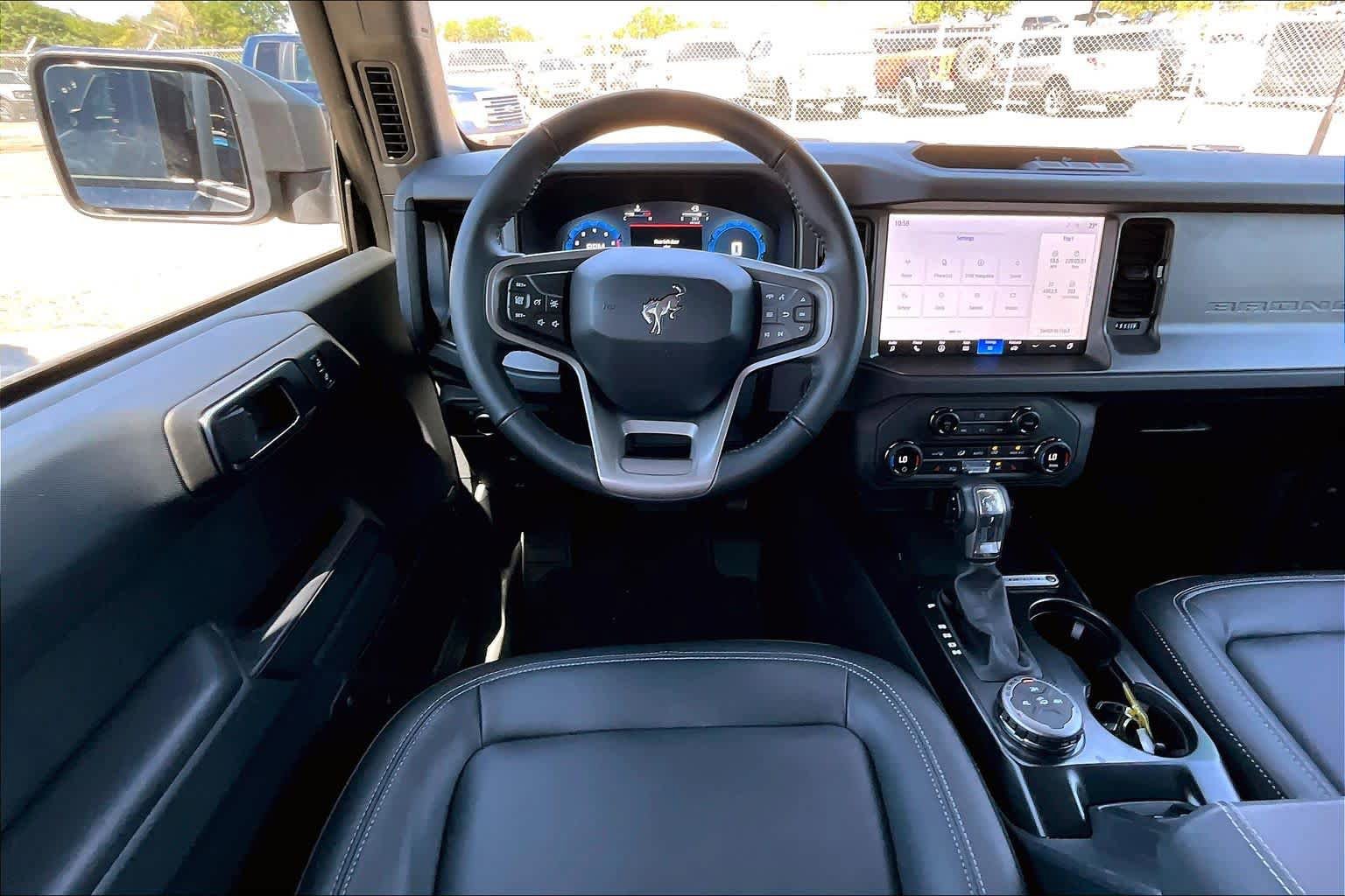 Used 2025 Ford Bronco Big Bend AWD/4WD image 9