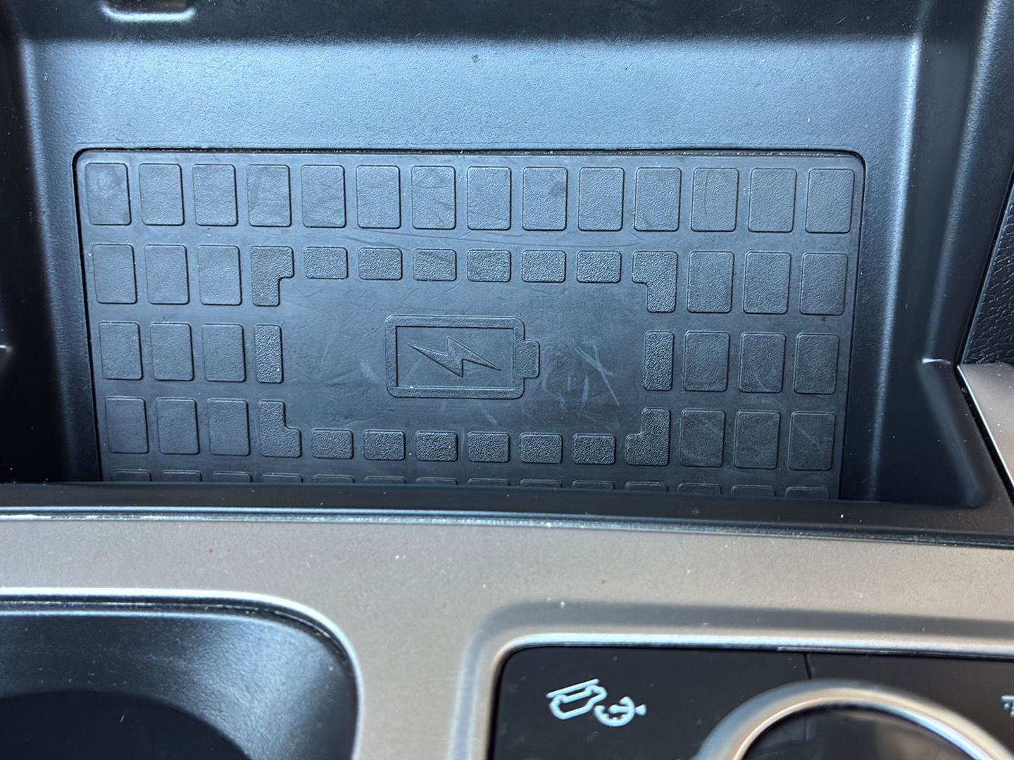 Used 2021 Ford Explorer Limited AWD/4WD image 23