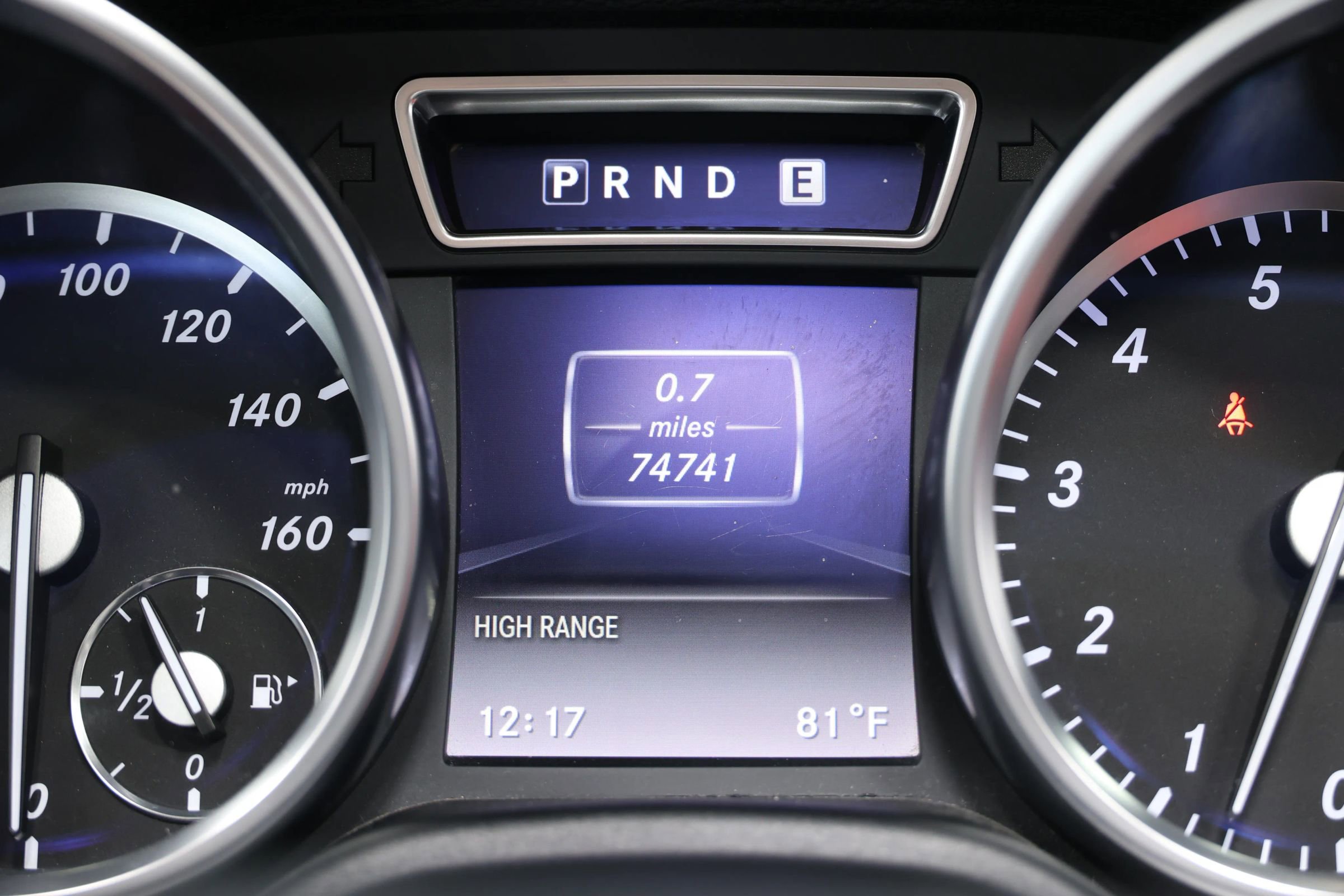 Used 2013 Mercedes-Benz G 550 image 25