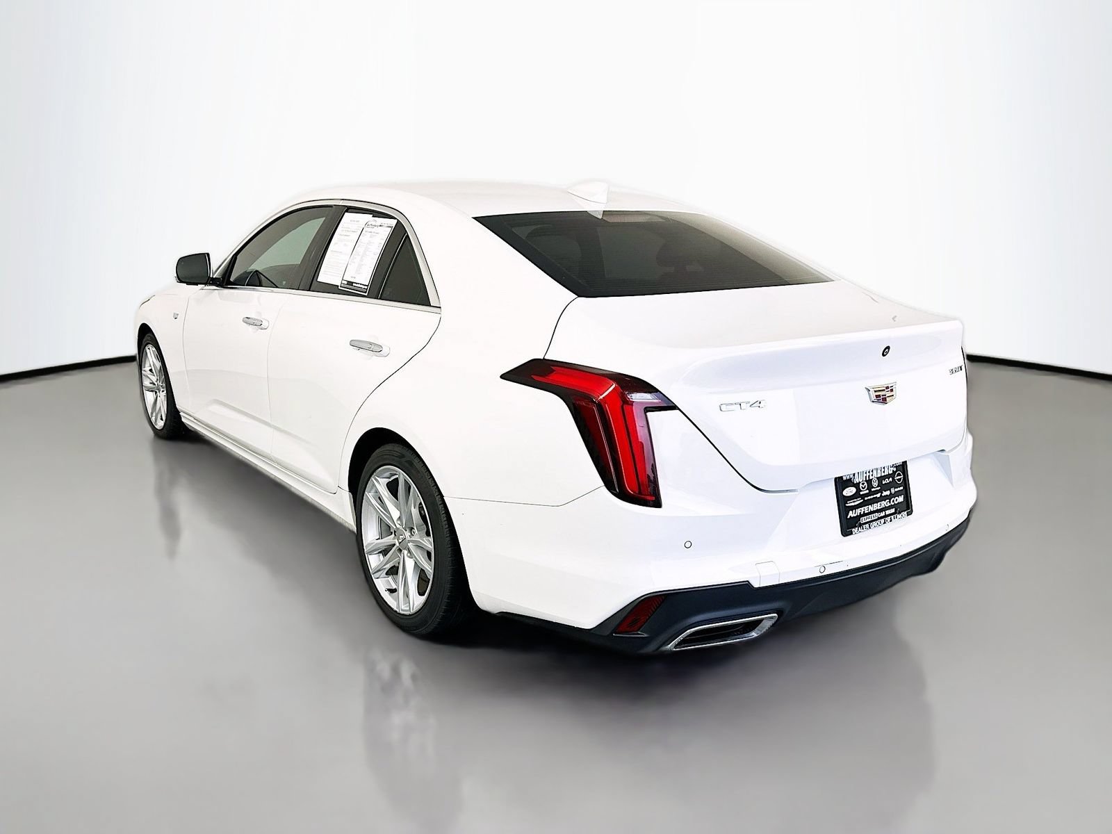 Used 2022 Cadillac CT4 Luxury w/ Sun And Sound Package RWD image 5